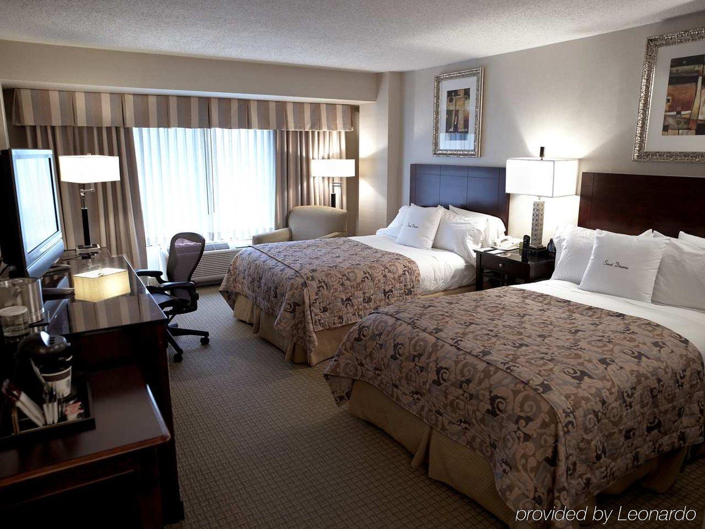 Hotel Doubletree By Hilton Charlotte Airport Habitación foto